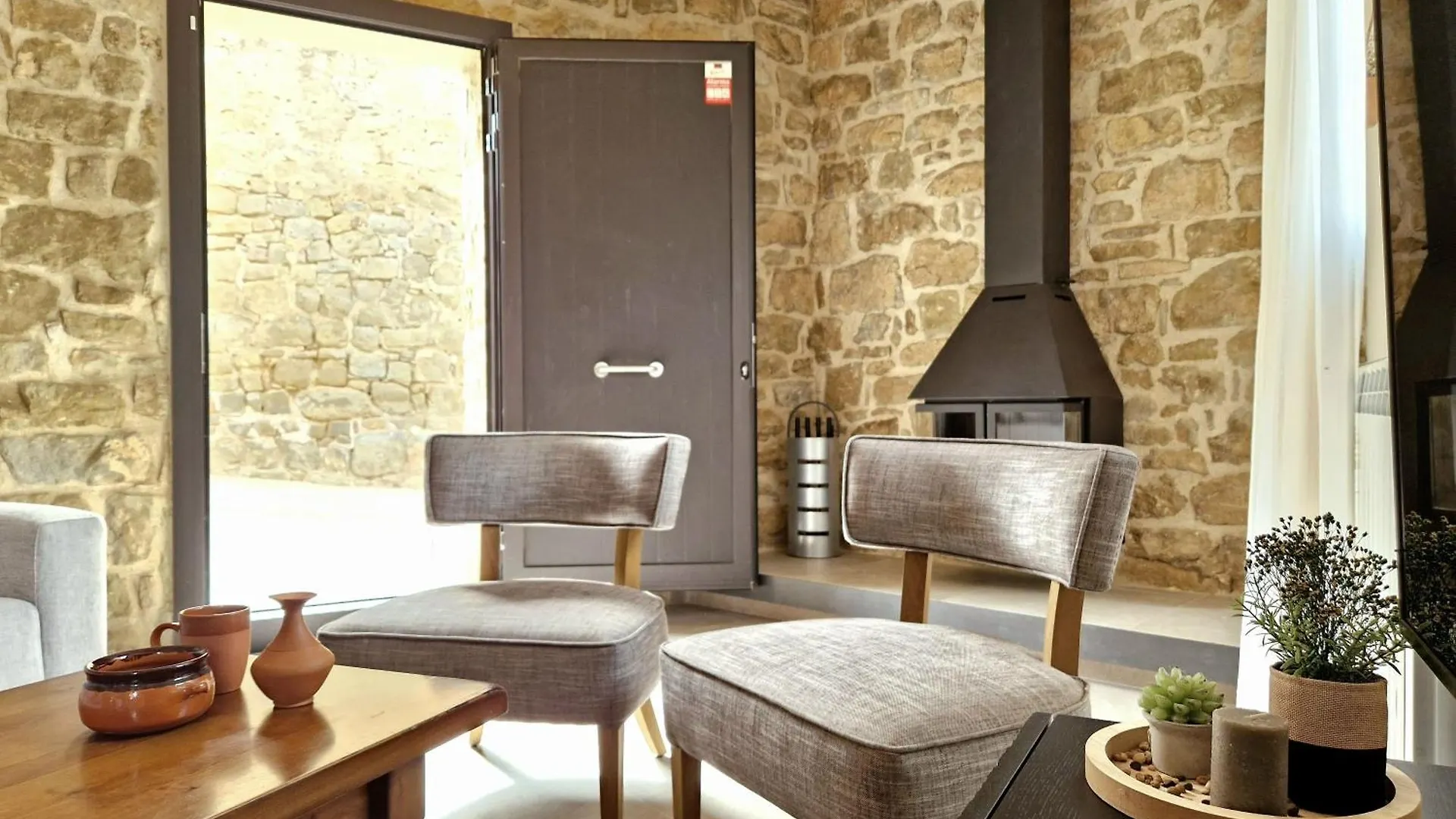 Casa Rural Cal Roseto Con Jacuzzi Selvanera Holiday home