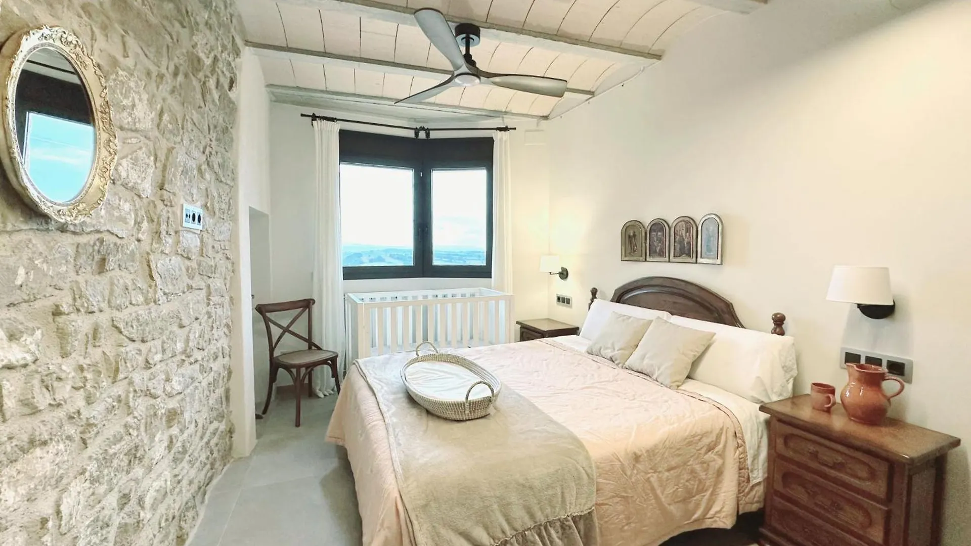 Holiday home Casa Rural Cal Roseto Con Jacuzzi Selvanera Spain