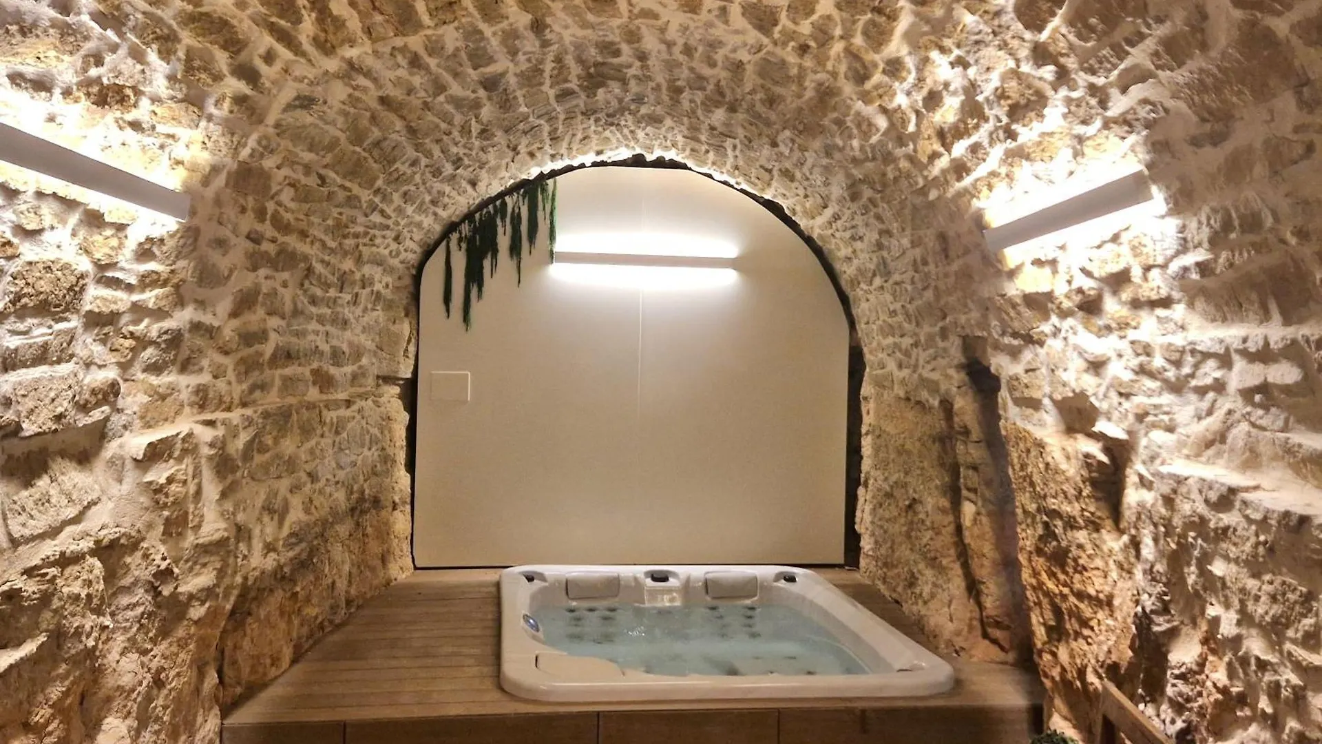 Holiday home Casa Rural Cal Roseto Con Jacuzzi Selvanera Spain