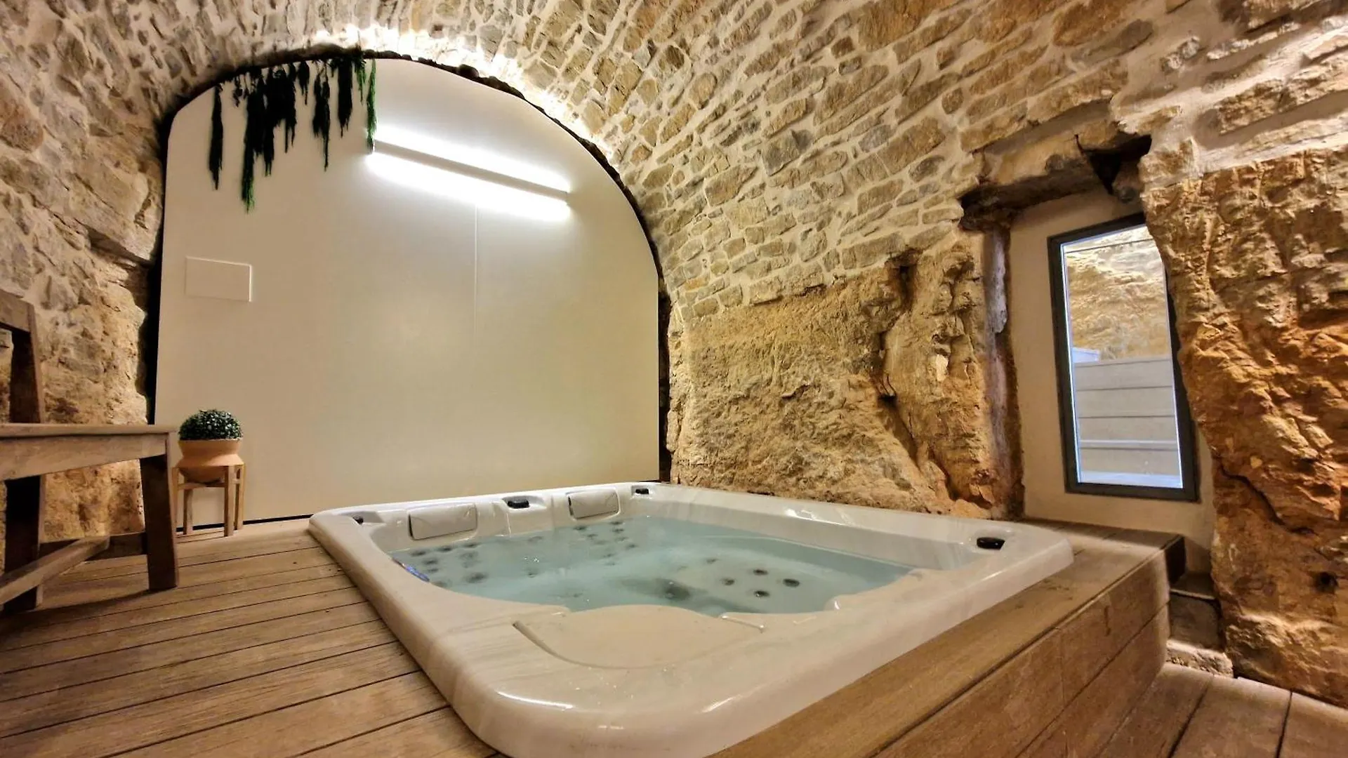 Casa Rural Cal Roseto Con Jacuzzi Selvanera Holiday home