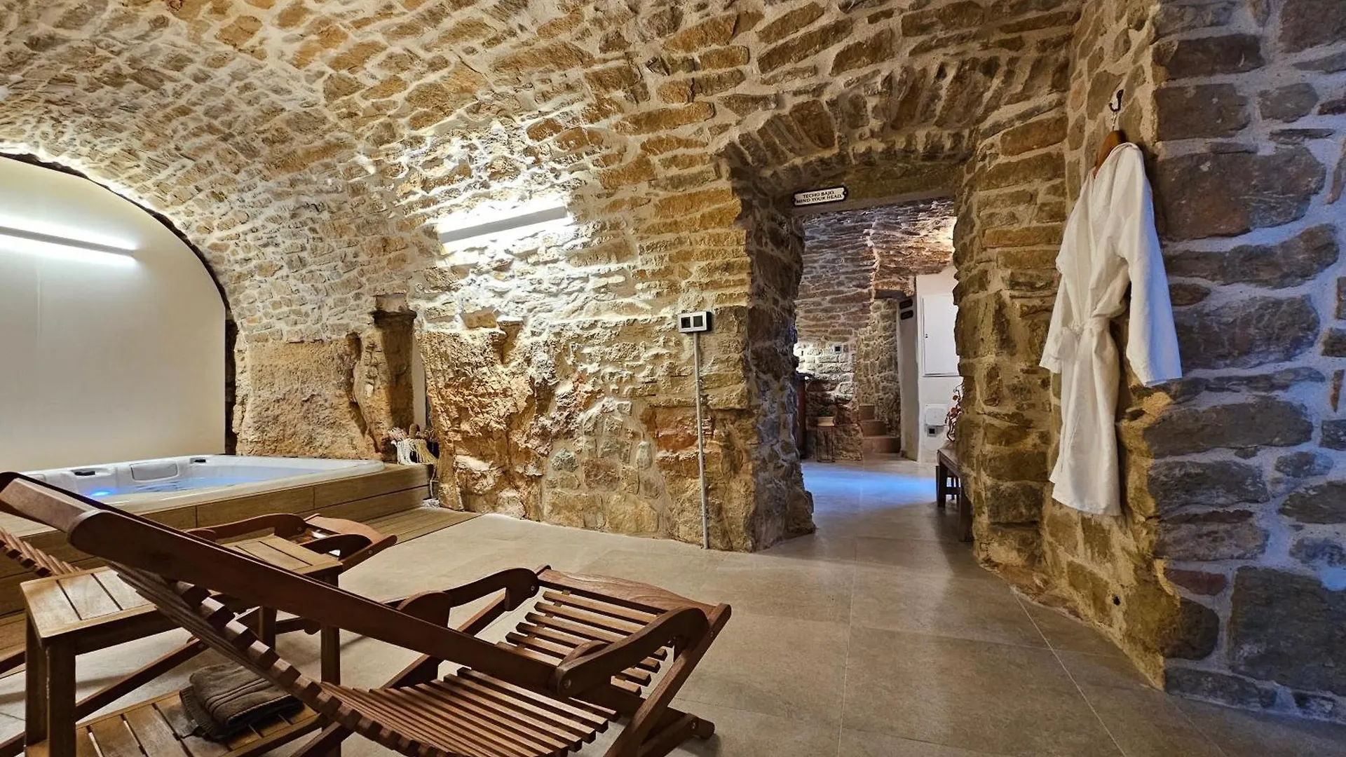 Casa Rural Cal Roseto Con Jacuzzi Selvanera 0*,